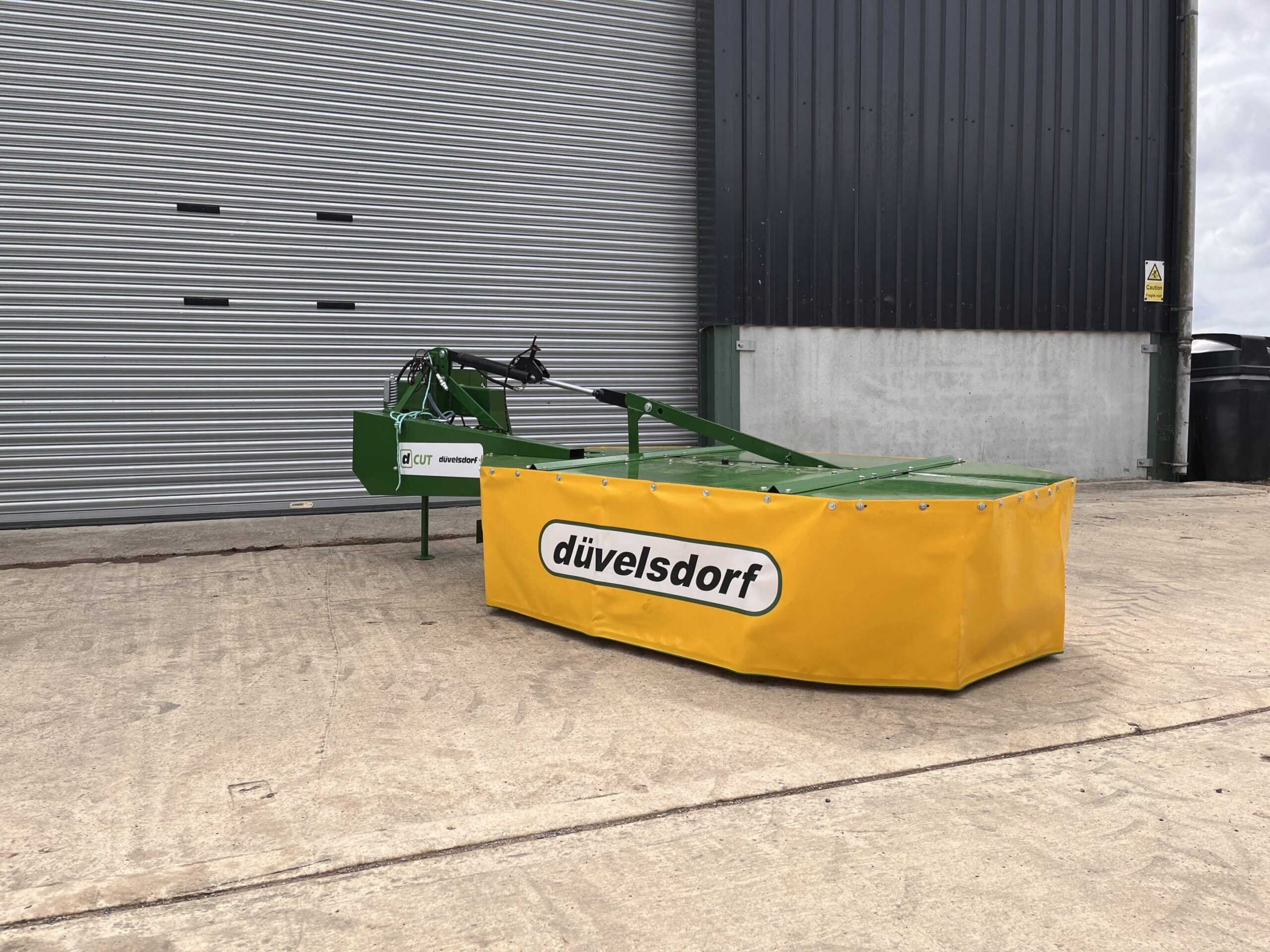 New Duvelsdorf Hydraulic Lifting dCUT 1.85m Twin Drum Mower - Image 2