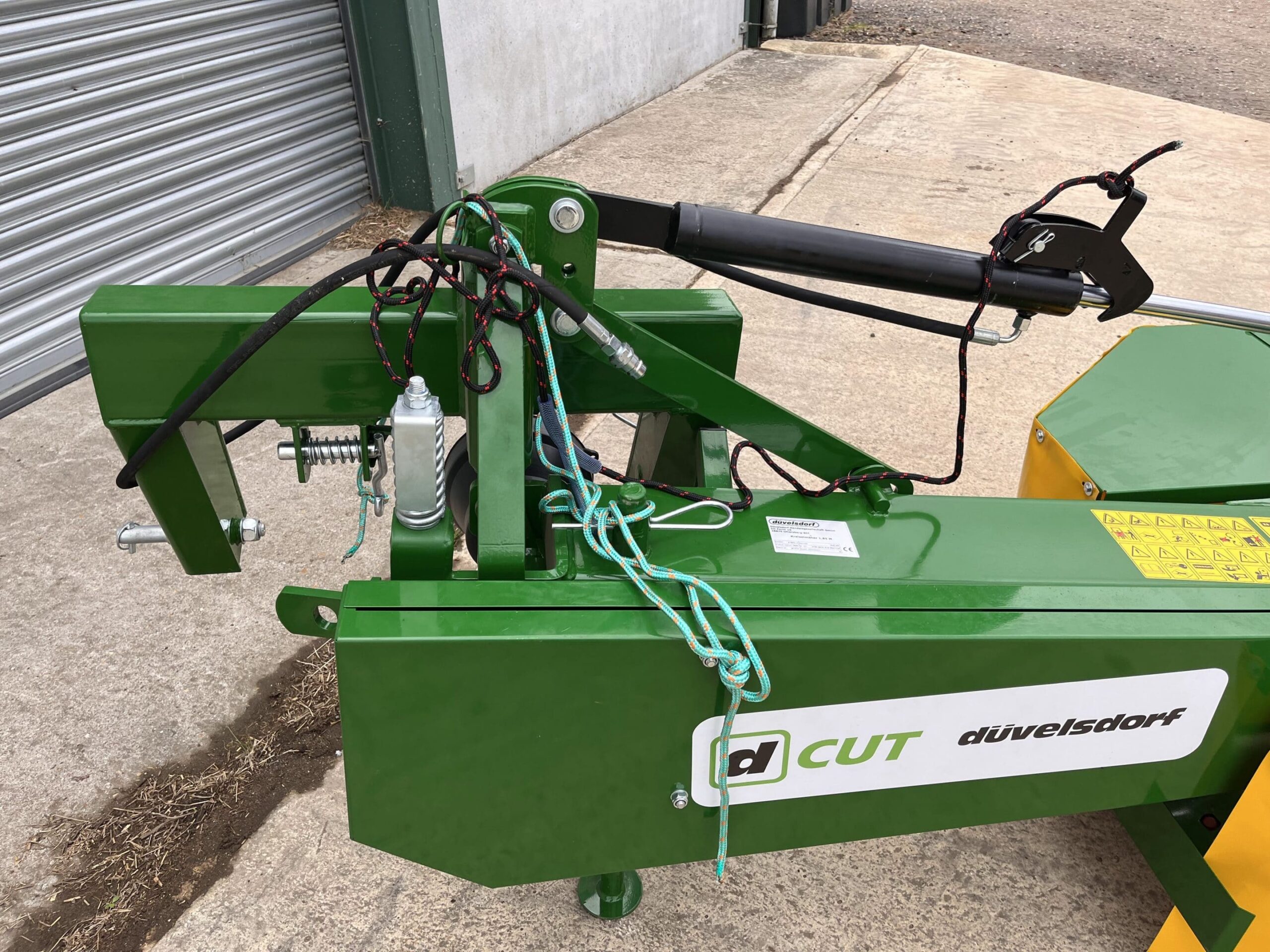 New Duvelsdorf Hydraulic Lifting dCUT 1.85m Twin Drum Mower - Image 7
