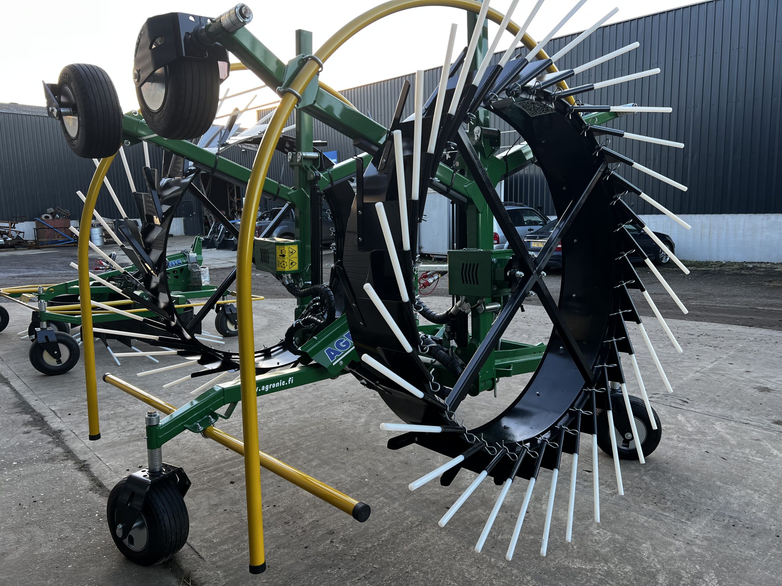 Agronic WR600 EVO Front Rake - Image 5