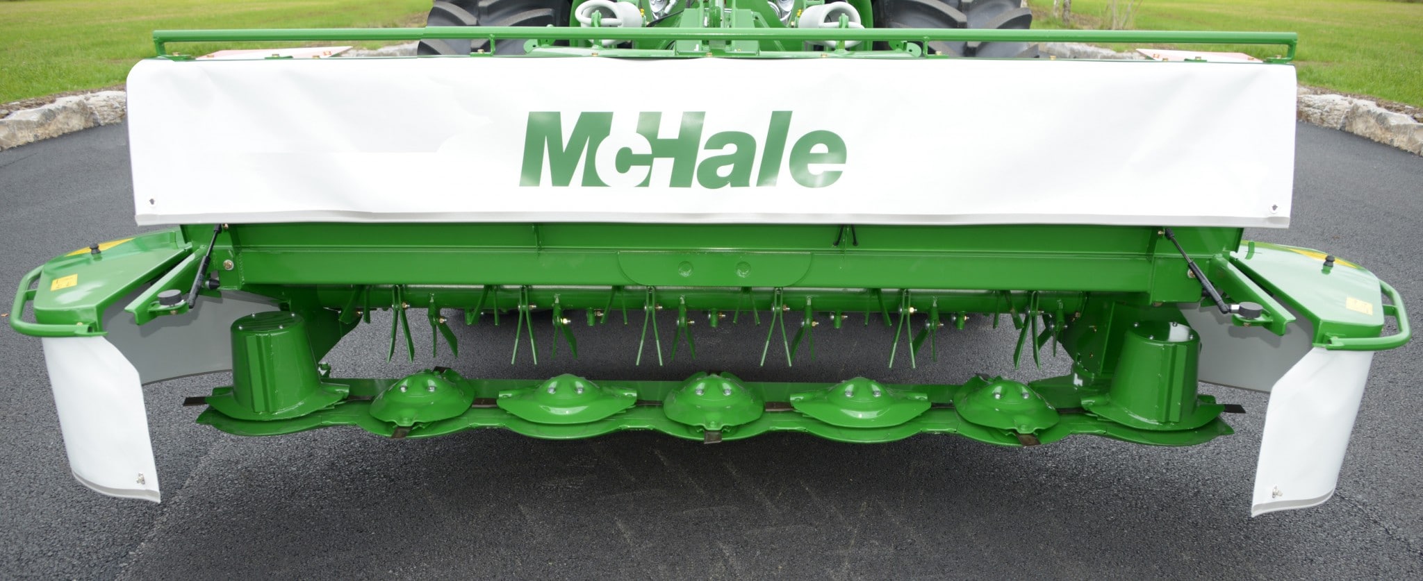 New McHale Pro Glide F3100 Front Mower - Image 6
